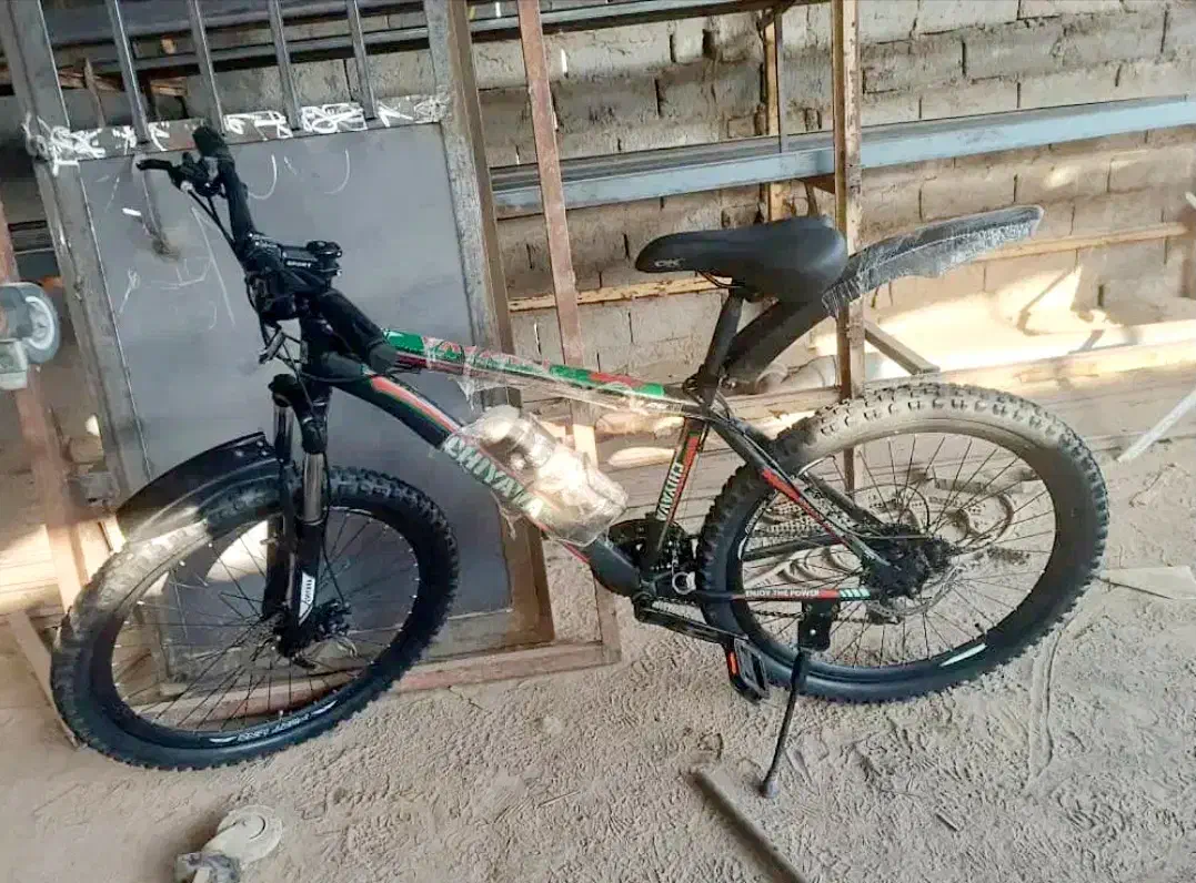 دوچرخه 26حرفه ای|دوچرخه، اسکیت، اسکوتر|زهک, |دیوار