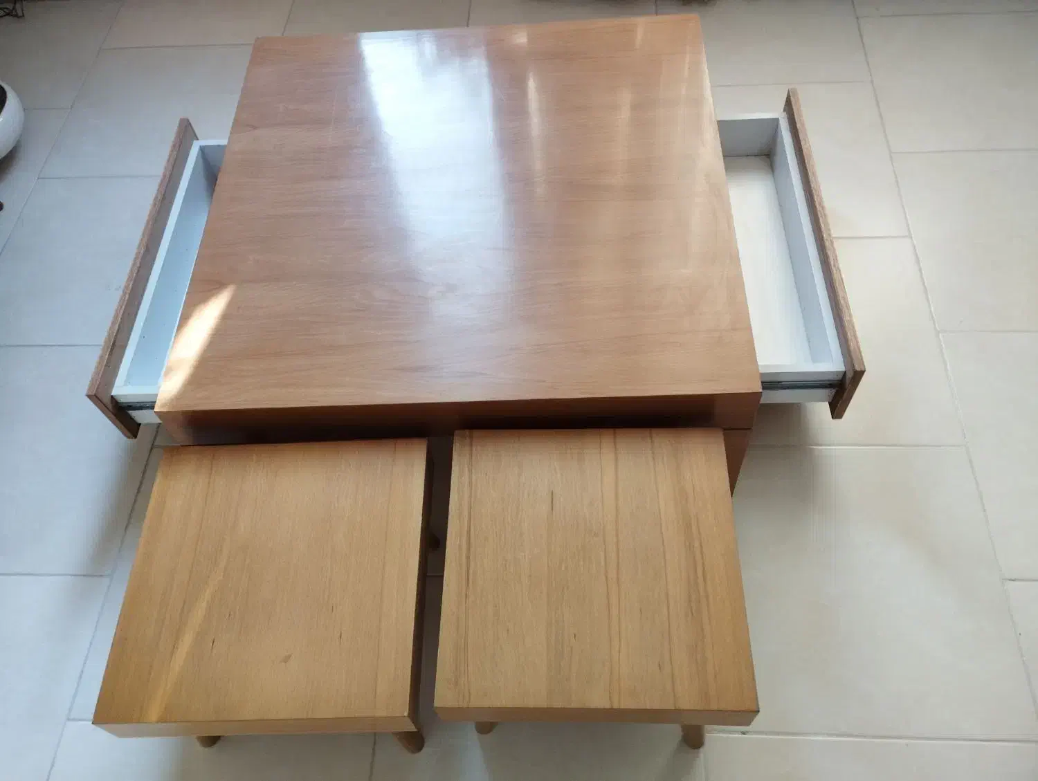 میز جلو مبلی بزرگ دارای کشو و دو عدد کوچک|مبلمان خانگی و میز عسلی|قرچک, زیبا شهر|دیوار