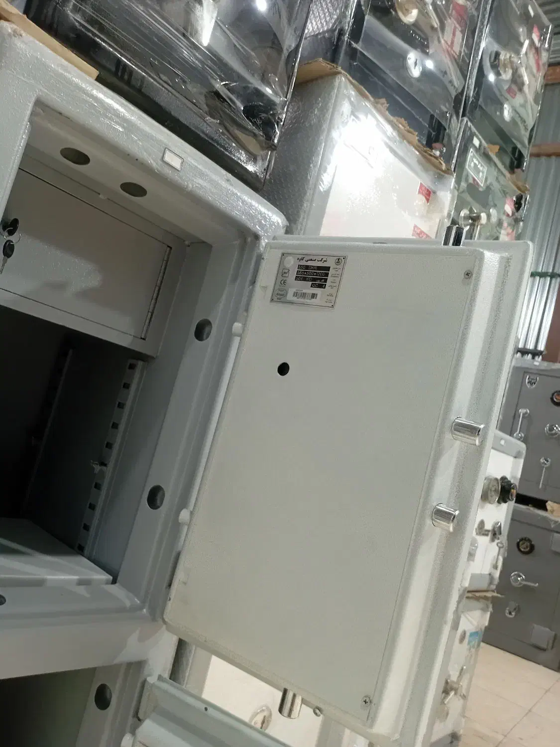 گاوصندوق مدل کاوه 550bkr|ابزارآلات|یزد, |دیوار