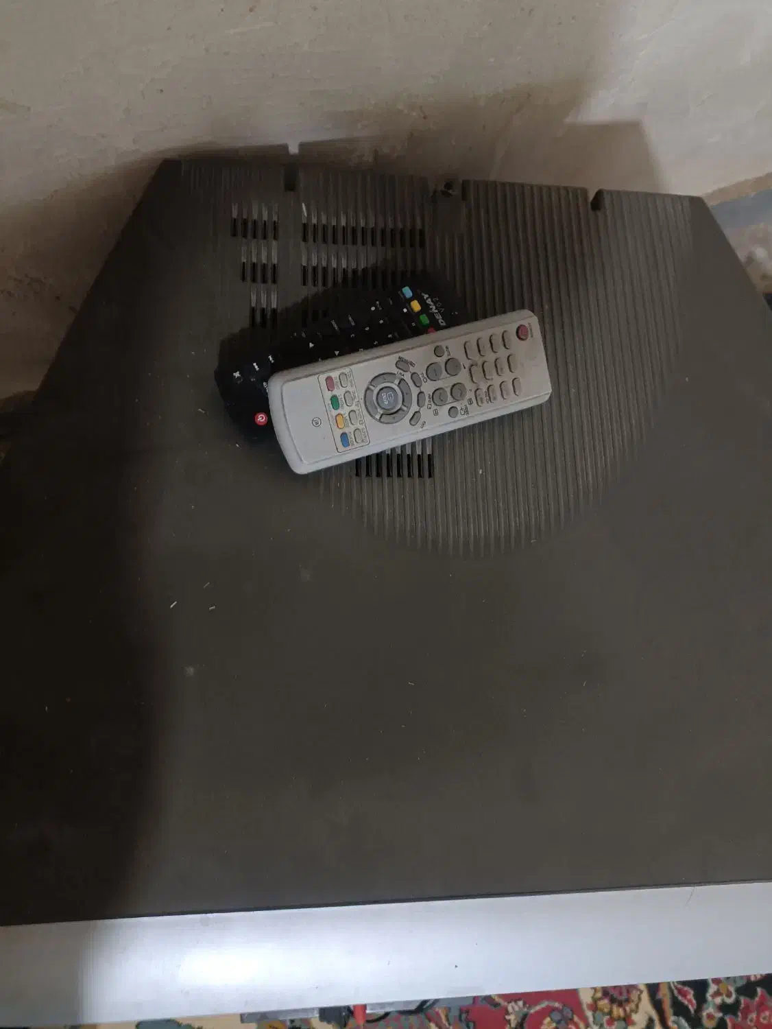 تلویزیون ۲۱ سامسونگ و گیرنده|تلویزیون و پروژکتور|یاسوج, |دیوار