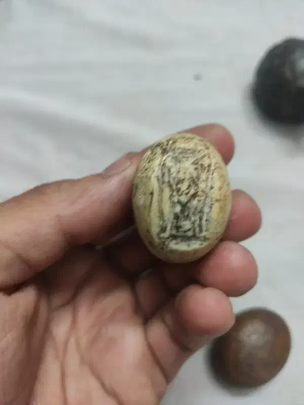 سه عدد سنگ زینتی|کلکسیون اشیاء عتیقه|اراک, |دیوار