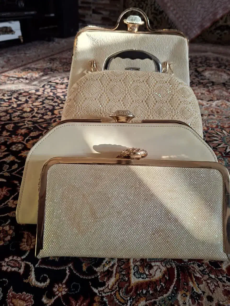 کیف مجلسی و چمدون لوازم ارایشی|کیف، کفش، کمربند|بابل, |دیوار