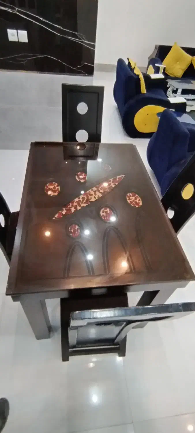 میز نهارخوری4نفره|میز و صندلی غذاخوری|فولادشهر, B5|دیوار