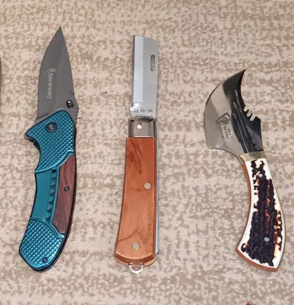 چاقو|کوهنوردی و کمپینگ|شیراز, غدیر شمالی|دیوار