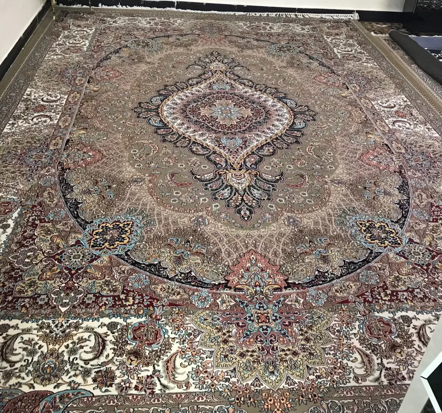 فرش ۱۲و۹متری|فرش|کرمانشاه, |دیوار