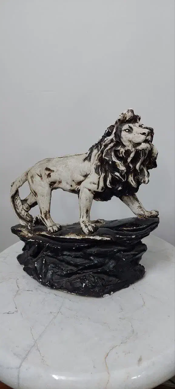 مجسمه شیر|مجسمه، تندیس، ماکت|قم, زنبیل آباد|دیوار