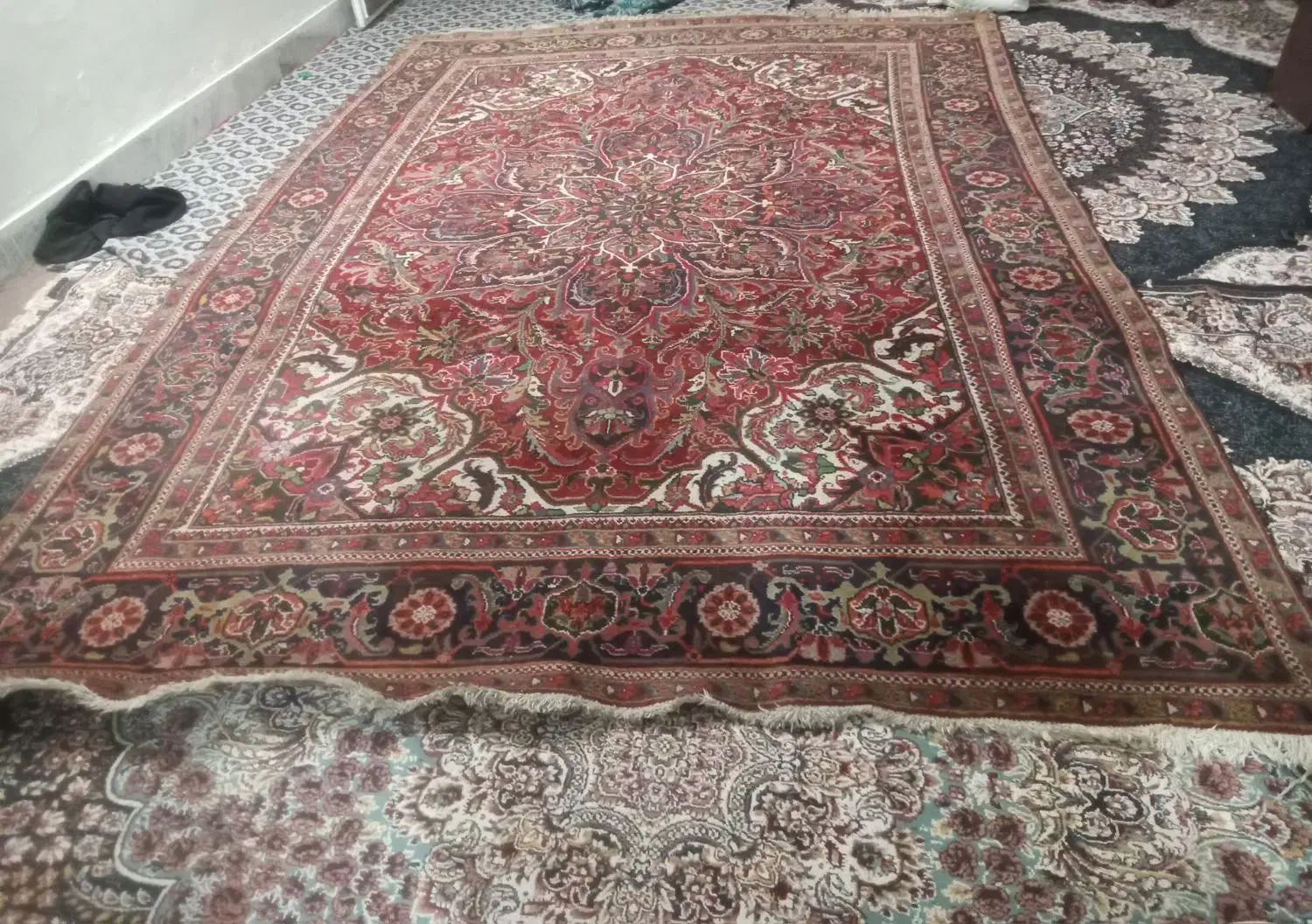 فرش قدیمی دستبافت|فرش|فلاورجان, |دیوار