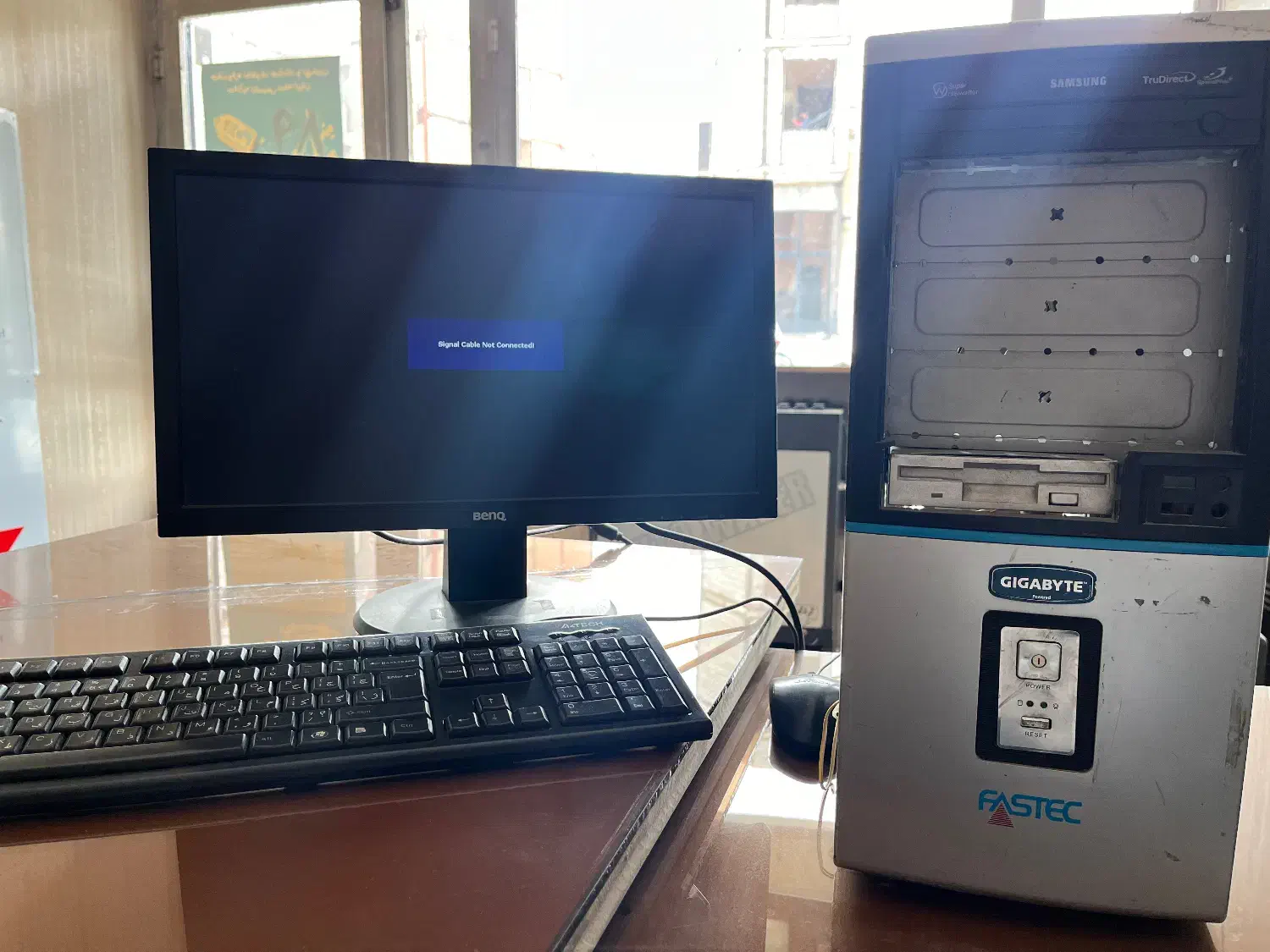 کامپیوتر|رایانه رومیزی|بازرگان, |دیوار