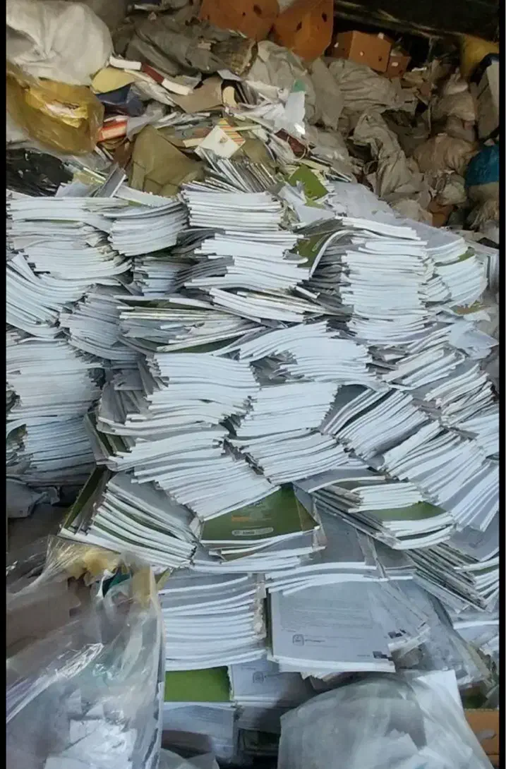 خرید روزنامه کاغذ کتاب باطله کلی و جزئی سراسر مشهد|عمده‌فروشی|مشهد, وکیل‌آباد|دیوار