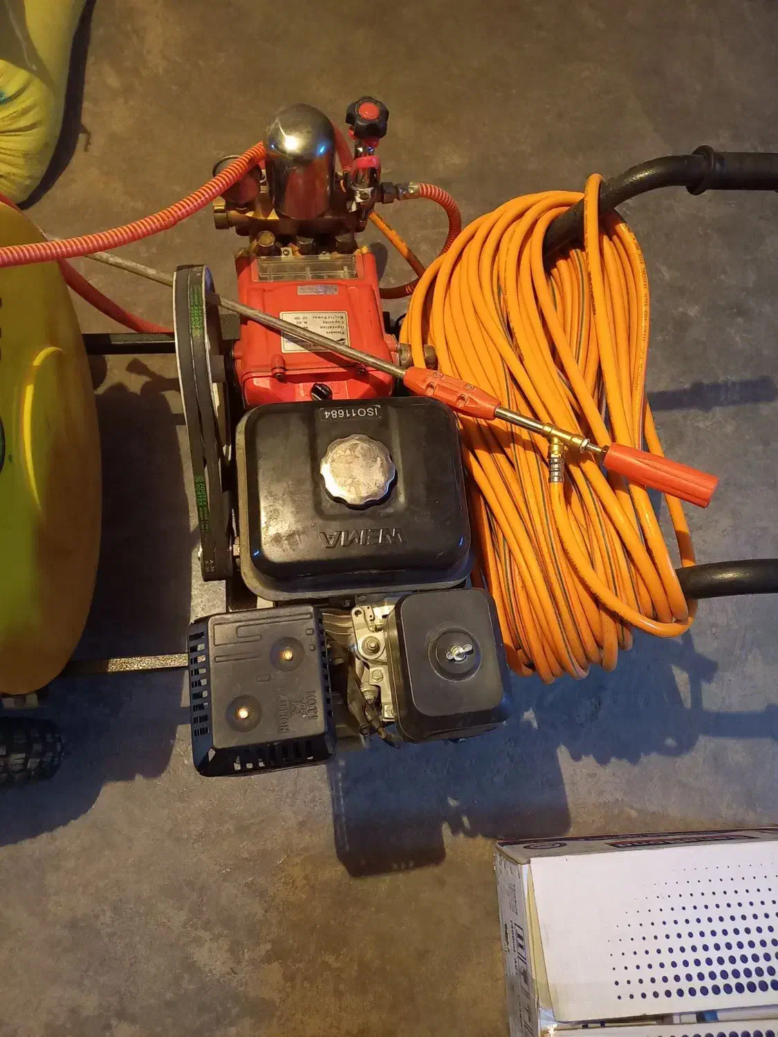 سمپاش فرغونی|ماشین‌آلات صنعتی|صحنه, |دیوار