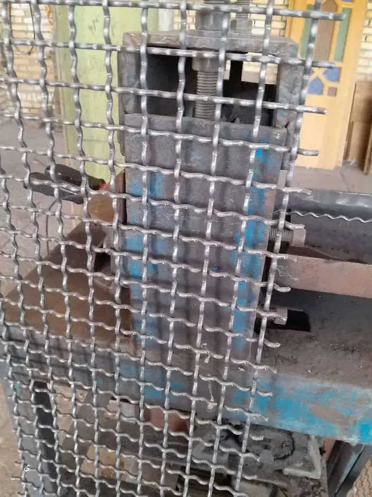 تولید توری پرسی در اندازه مختلف شرق اصفهان|خدمات پیشه و مهارت|کوهپایه, |دیوار