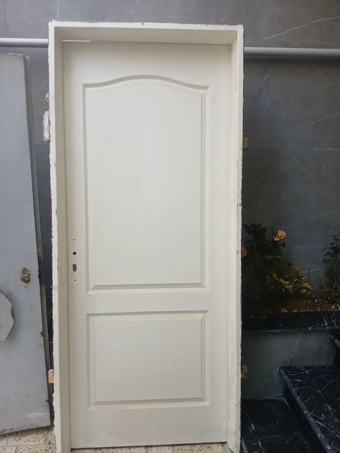 درب و چهار چوب کامل رنگ شده|مصالح و تجهیزات ساختمان|کرج, دولتآباد|دیوار