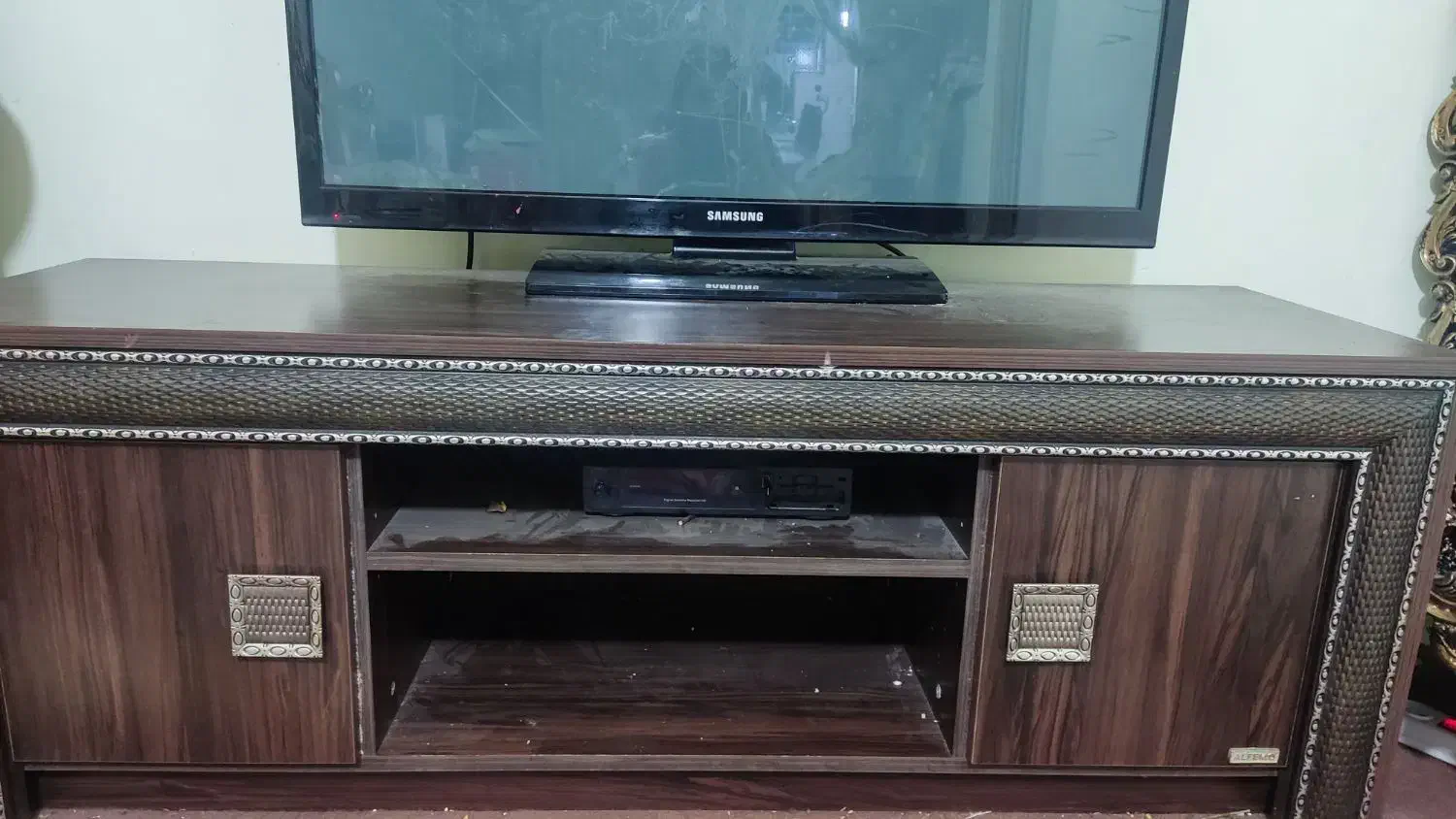 میز تلویزیون و بوفه|بوفه، ویترین، کنسول|بیلوار, |دیوار