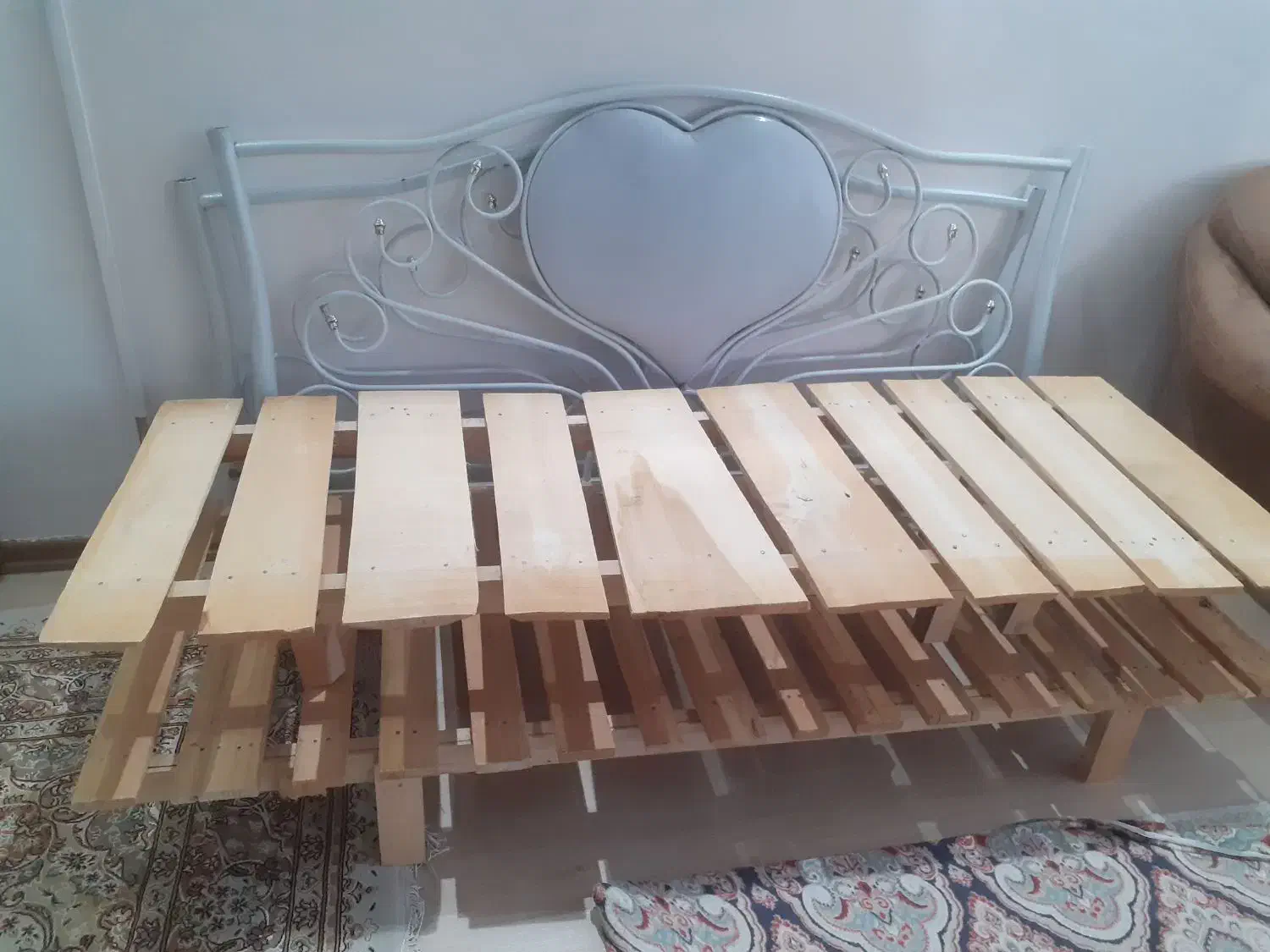 تختخواب دونفره همراه تشک|تخت و سرویس خواب|خوی, |دیوار