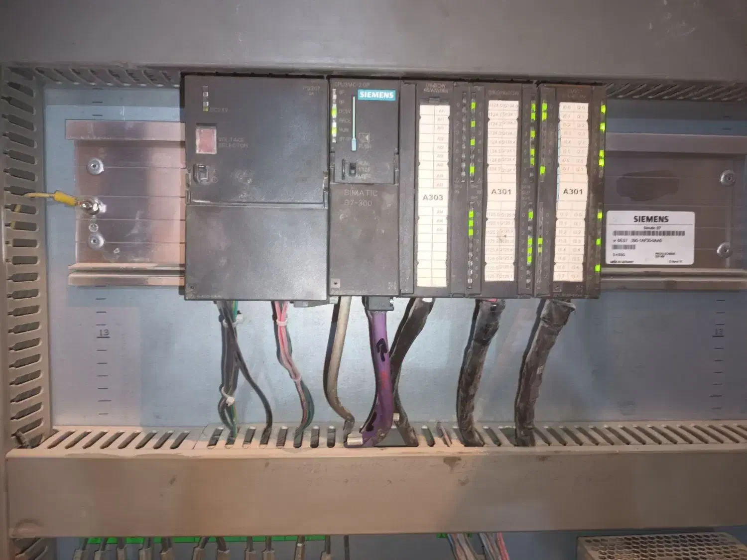 برق صنعتی/ برنامه نویسی PLCوHMI|خدمات پیشه و مهارت|اصفهان, کارلادان|دیوار