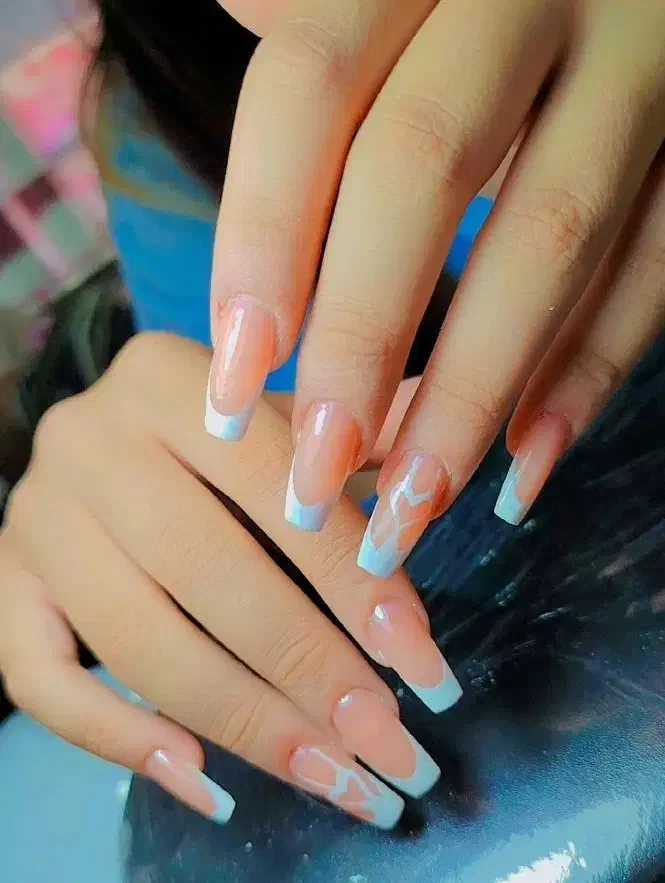 کاشت ناخن|خدمات آرایشگری و زیبایی|خوی, |دیوار