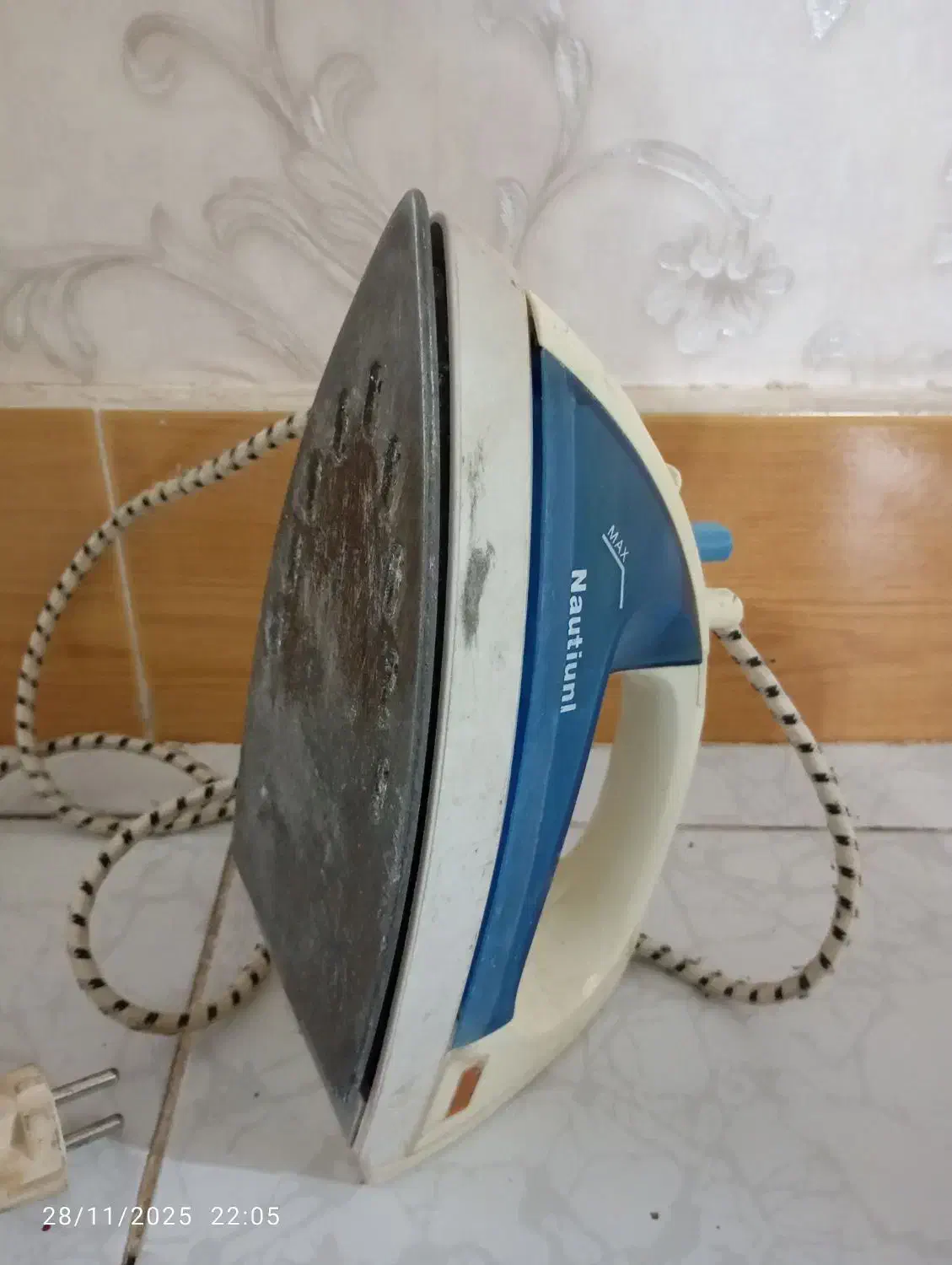 اتو|اتو و لوازم اتو|تربت جام, شهرک معلم|دیوار