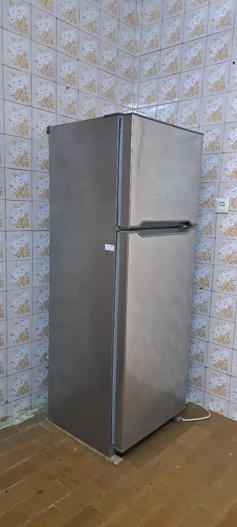 یخچال دو در نقره ای|یخچال و فریزر|تربت‌حیدریه, داروپخش|دیوار