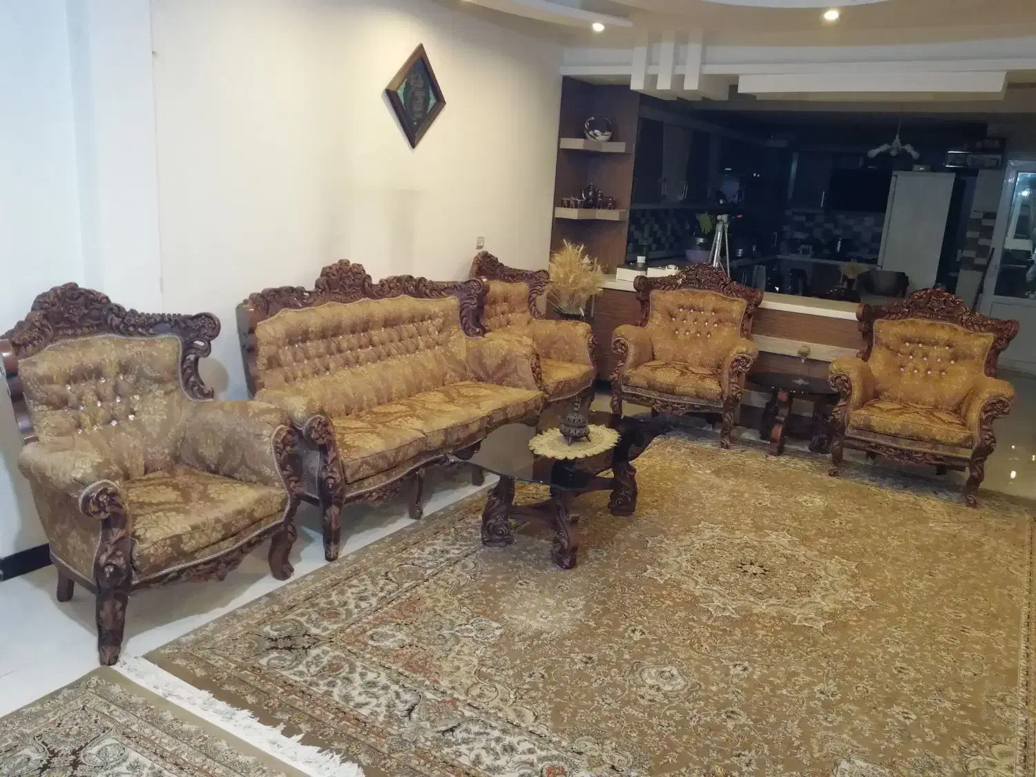 مبلمان سلطنتی|مبلمان خانگی و میز عسلی|شیراز, بریجستون|دیوار