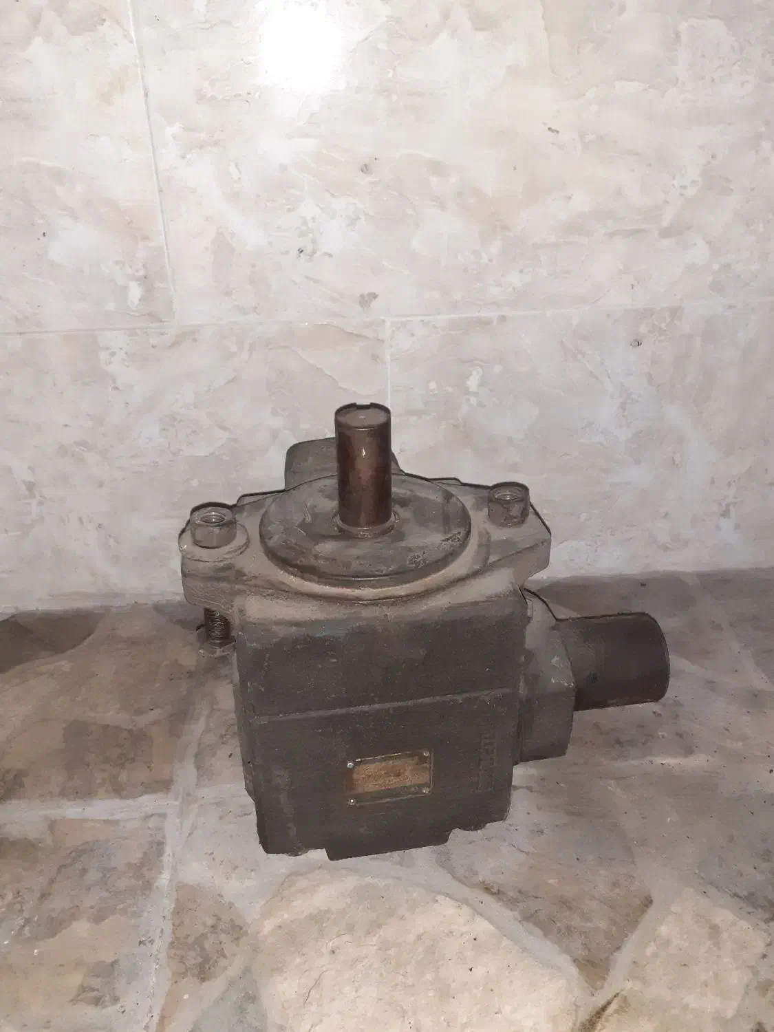 شیر و پمپ هیدرولیک|ماشینآلات صنعتی|تبریز, |دیوار