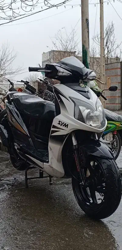 sym جت فور|موتورسیکلت|مشهد, فریزی|دیوار