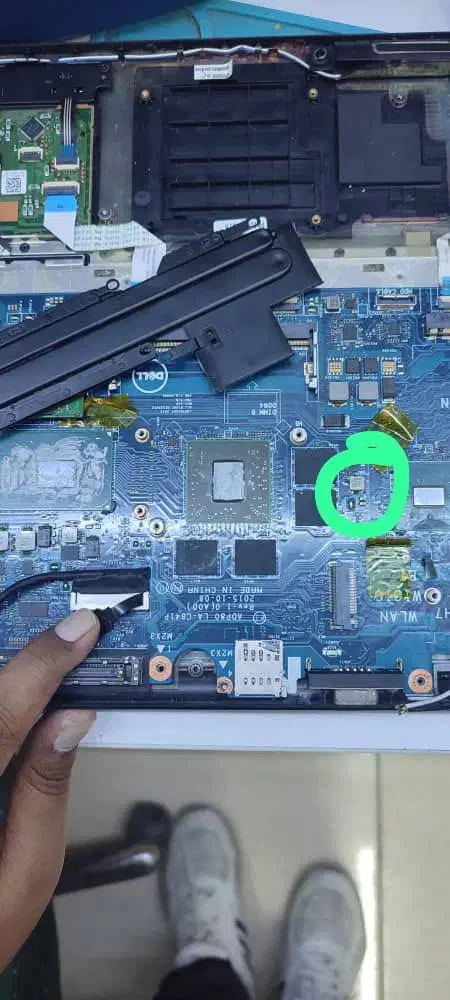 تعمیرات لپتاپ و کامپیوتر|خدمات رایانه‌ای و موبایل|اهواز, نادری|دیوار