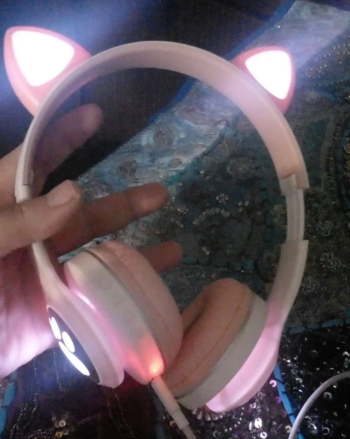 هدفون بچگانه گربه ای  بلوتوث  و رم میخوره .|لوازم جانبی موبایل و تبلت|اراک, |دیوار