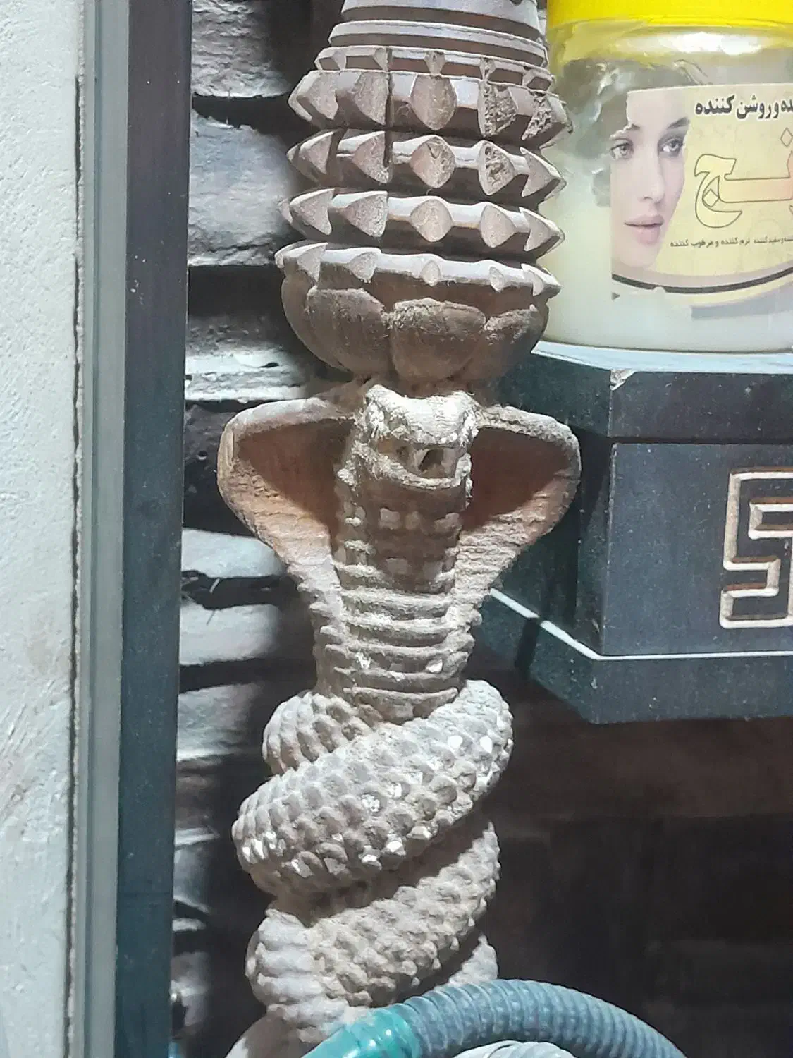 قلیون چوب گردوعالی ودوربین فیلبرداری حرفه ای|صنایع دستی و سایر لوازم تزئینی|زابل, |دیوار