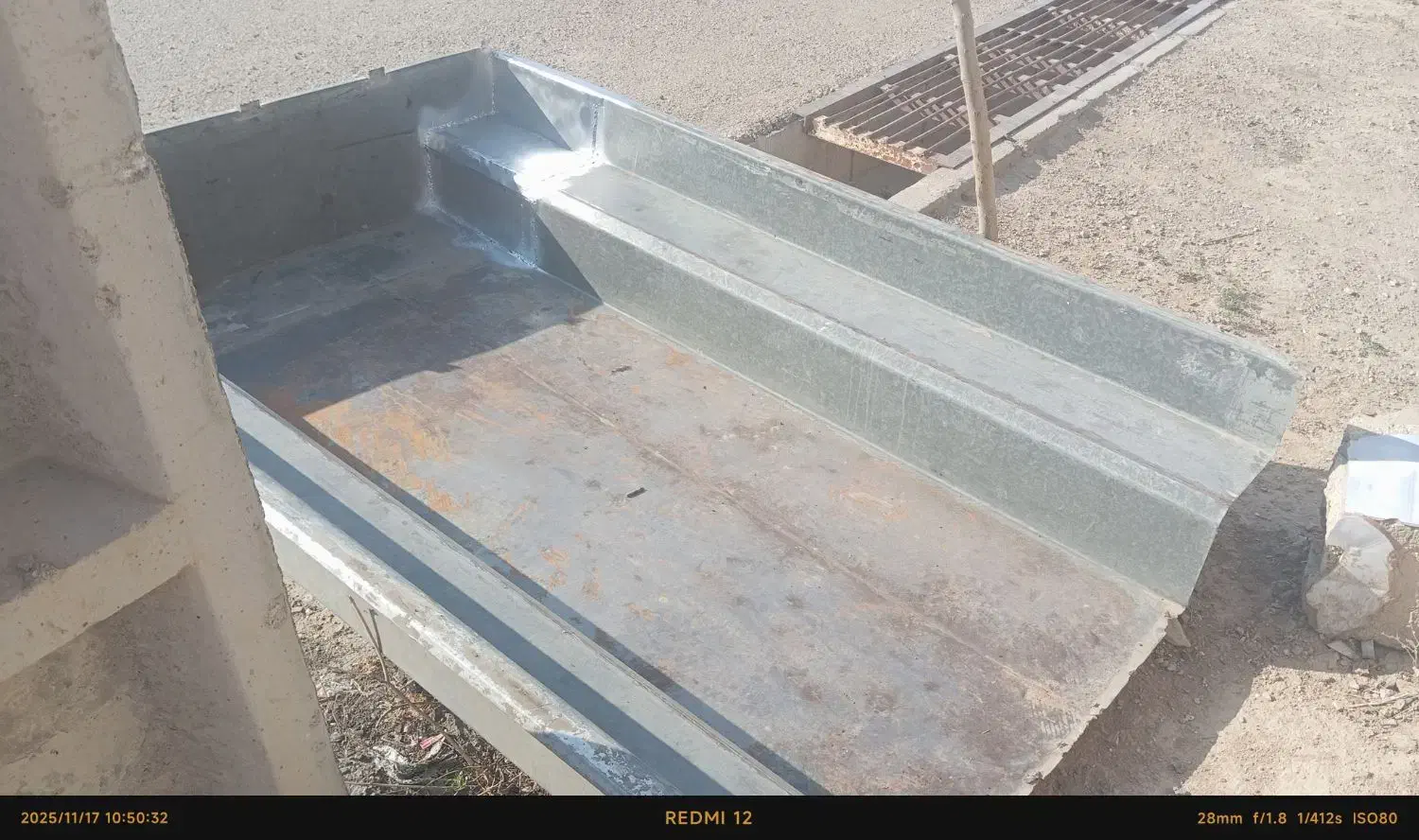 کفی مزدا|قطعات یدکی و لوازم جانبی|گلی داغ, |دیوار