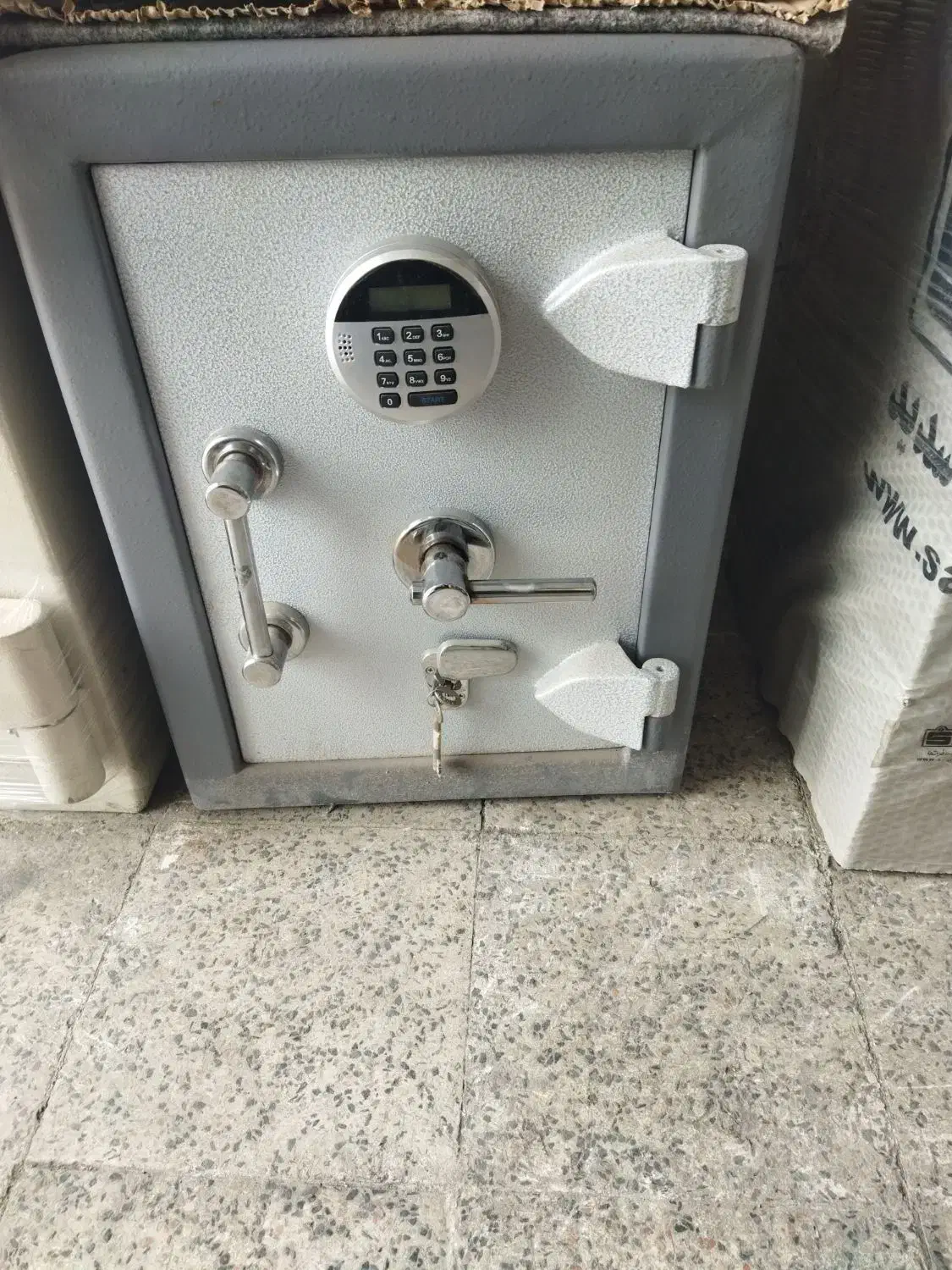 گاوصندوق  کاوه وگنج بان|ابزارآلات|تهران, خزانه|دیوار