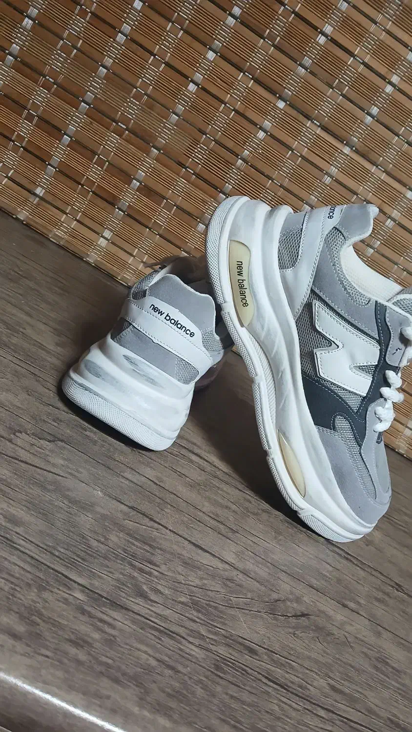 کفش پسرانه نیوبالانس|کیف، کفش، کمربند|شاهین‌شهر, نسیم ۵|دیوار