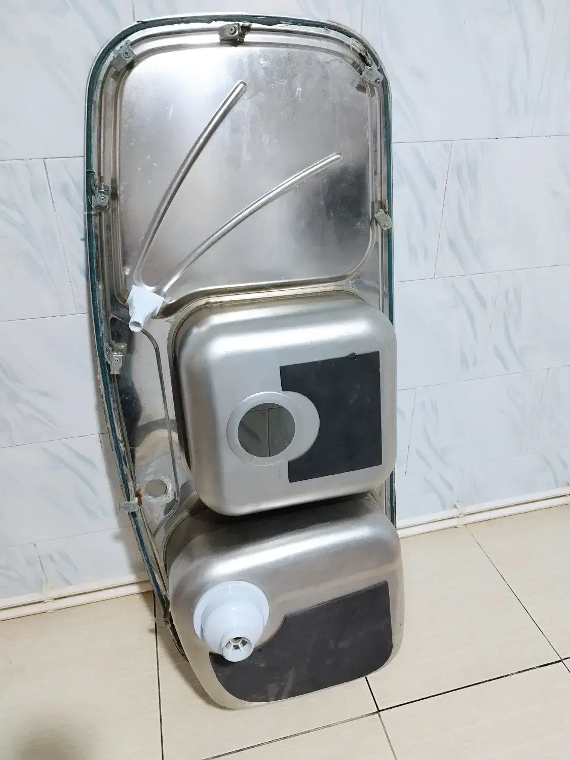 وسیله|آب‌چکان و نظم‌دهنده ظروف|ایلام, |دیوار