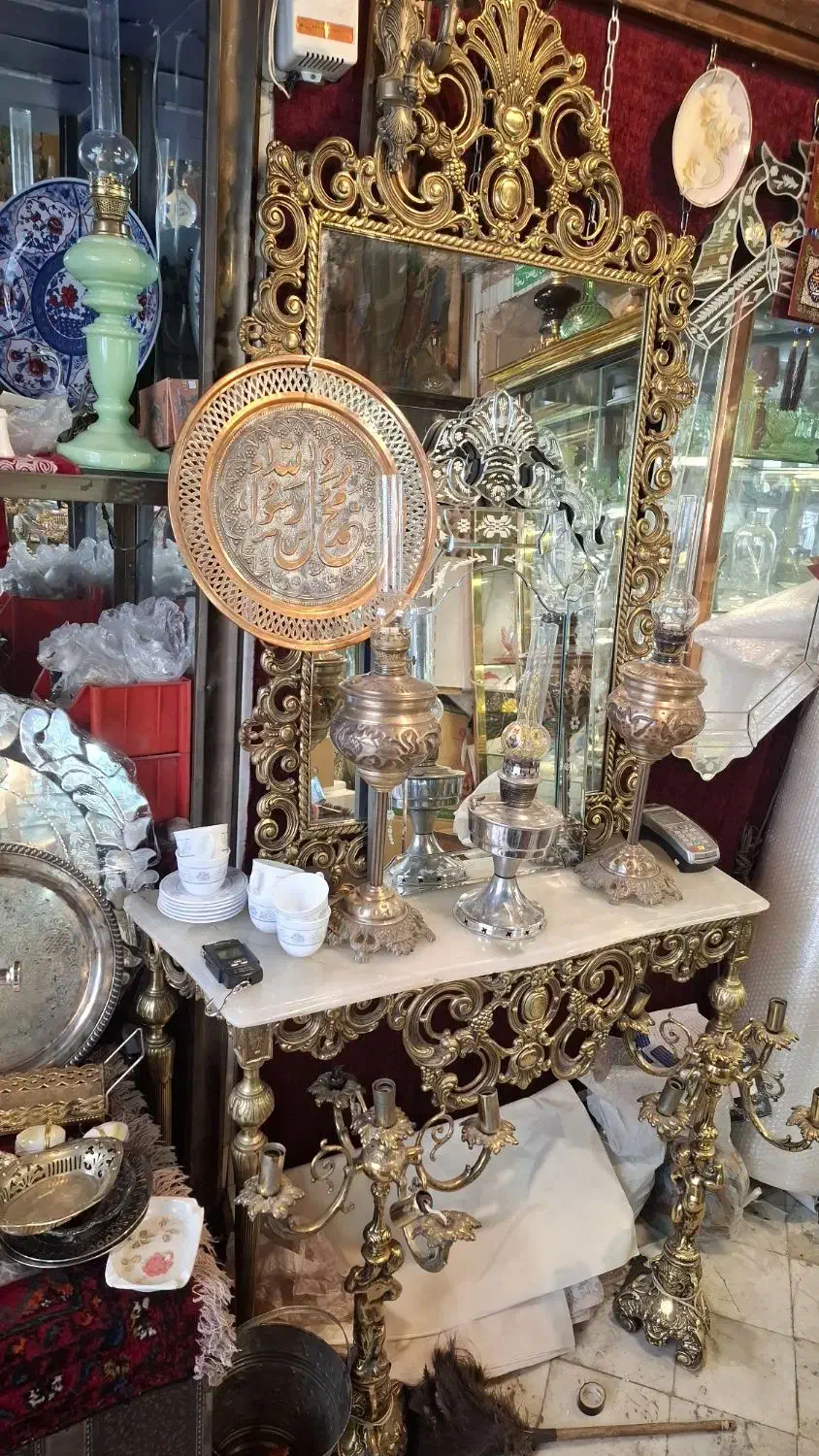 فروش و خرید آینه شمعدان برنجی|کلکسیون اشیاء عتیقه|مشهد, دانش|دیوار