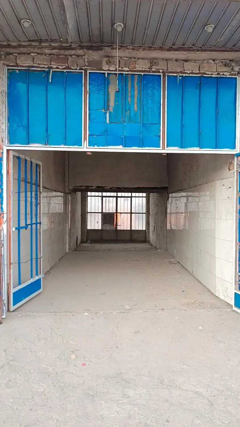 مغازه|اجارهٔ مغازه و غرفه|قم, قلعه صدری|دیوار