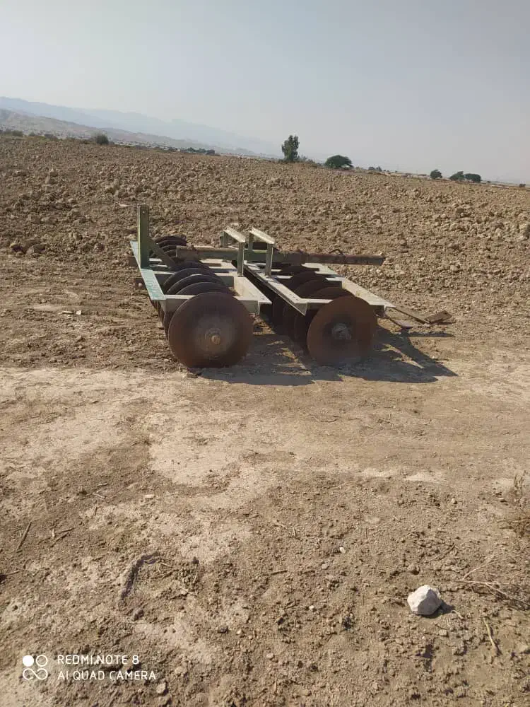 دیکس تراکتور|ماشینآلات صنعتی|دهرم, |دیوار