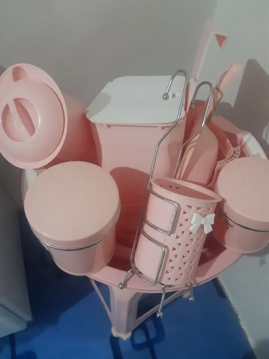 سرویس پلاستیک|ظروف نگهدارنده، پلاستیکی، یک‌بارمصرف|قم, قلعه کامکار|دیوار