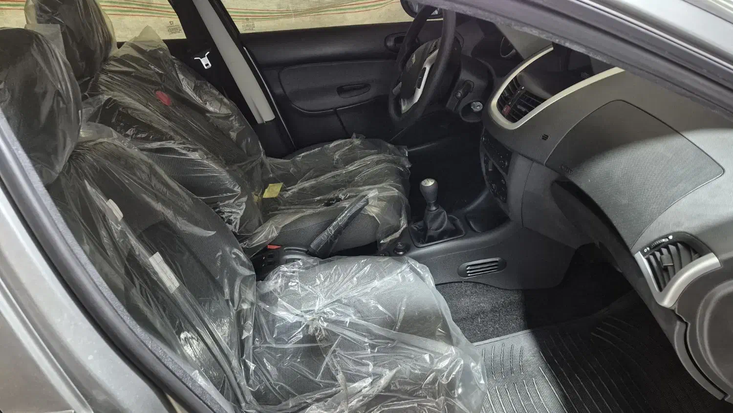 ۲۰۷ دنده تیتانیوم ، صفر خشک ۱۴۰۲|خودرو سواری و وانت|ری, دیلمان|دیوار