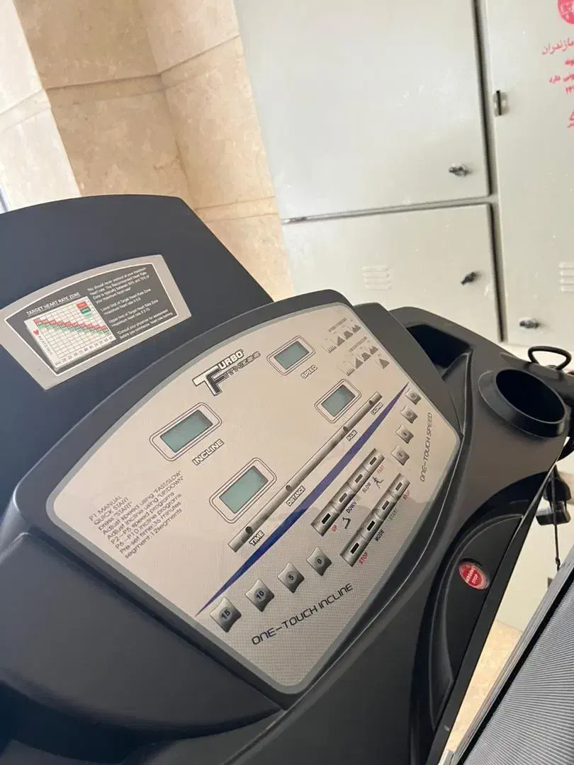 تردمیل توربو ۱۵۰ در حد نوو کاملا سرویس شده|تجهیزات ورزشی|آمل, |دیوار