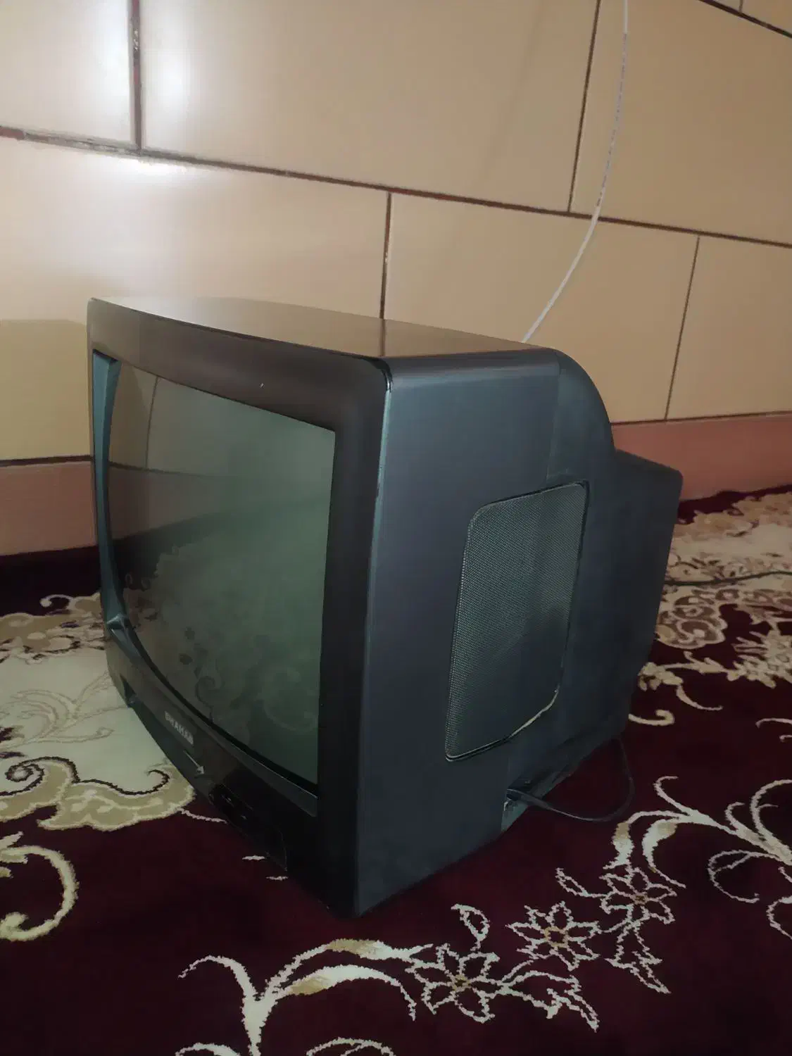 تلویزیون قدیمی|تلویزیون و پروژکتور|بهبهان, |دیوار