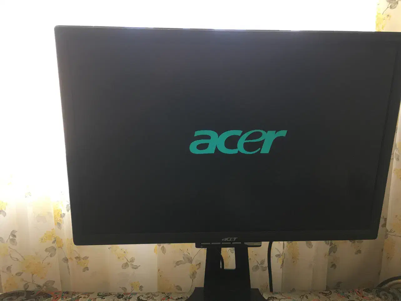 مانیتور ایسر سالم سالم|قطعات و لوازم جانبی رایانه|قزوین, |دیوار