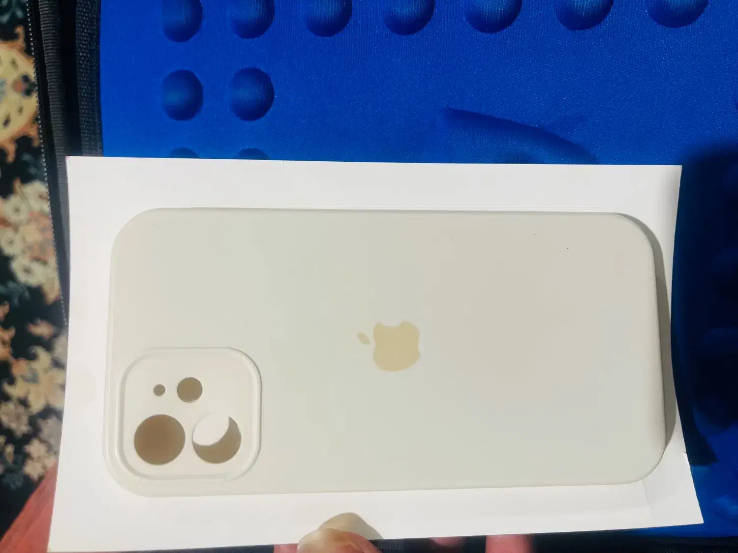 قاب سیلیکونی اصل و اتو مو|لوازم جانبی موبایل و تبلت|قم, مهر آباد|دیوار