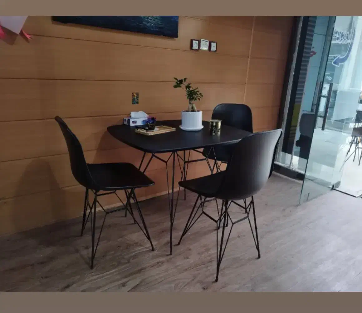 میز و صندلی غذاخوری دلوین|میز و صندلی غذاخوری|زابل, |دیوار