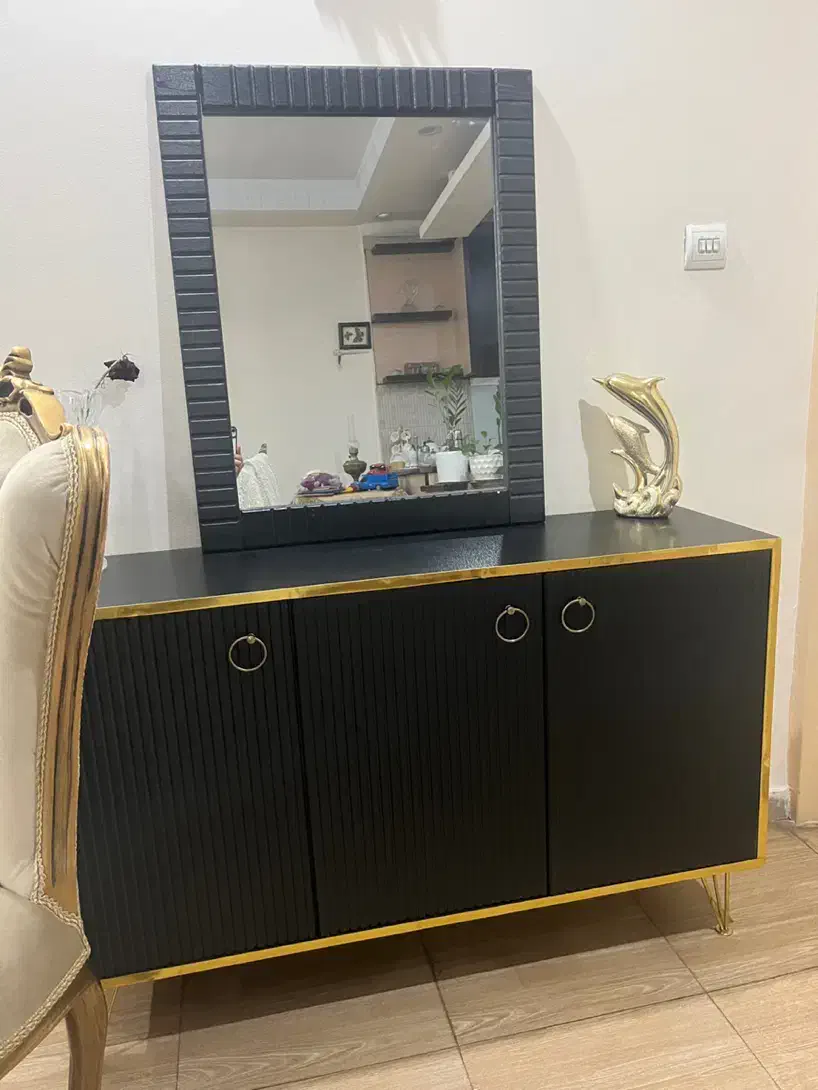 میز تلوزیون و کنسول مشکی|بوفه، ویترین، کنسول|تهران, مشیریه|دیوار