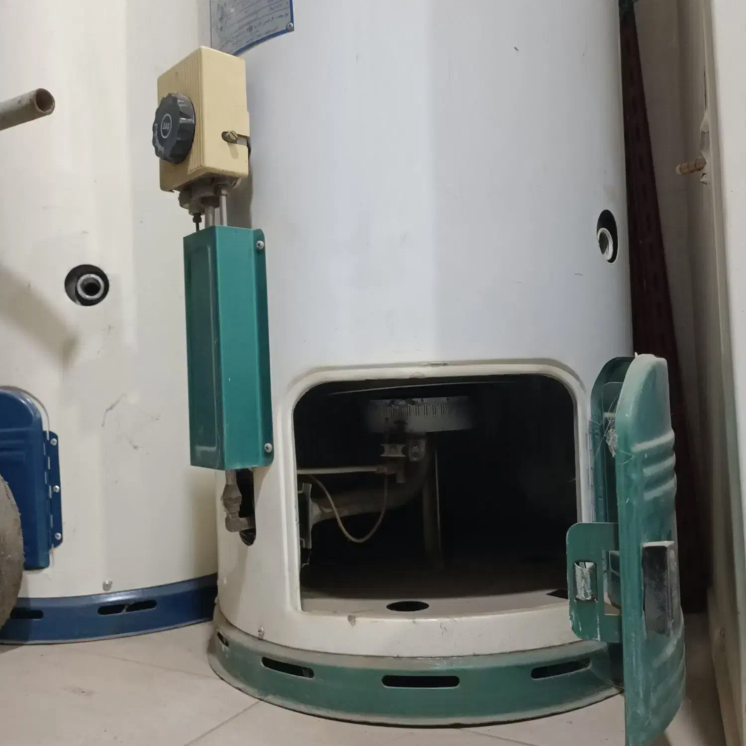 بخاری آبگرمکن|آبگرمکن، پکیج، شوفاژ|نیشابور, سرآب کوشک|دیوار