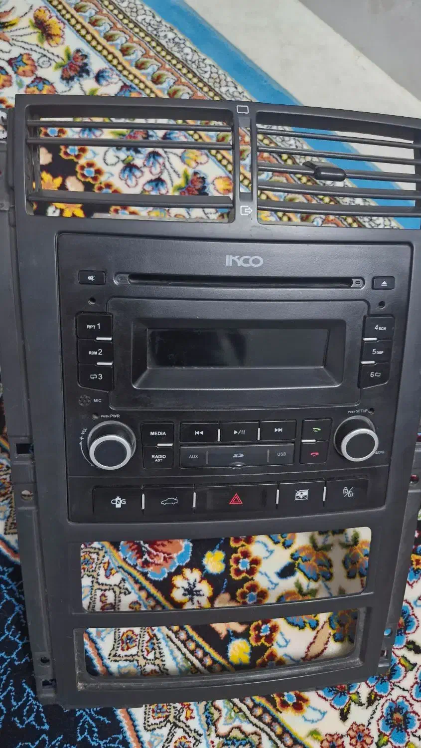 فروش ظبط فابریک پژو و کلاه کاسکت و چراغ هدلایت|قطعات یدکی و لوازم جانبی|فسا, |دیوار