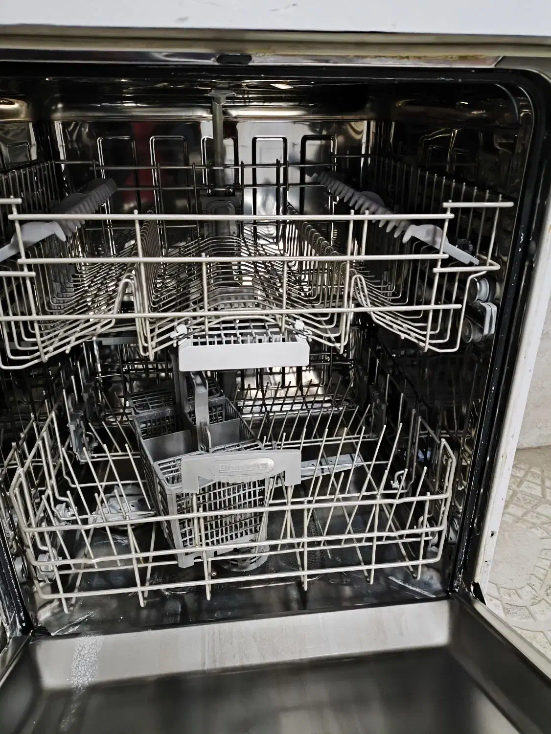 ظرفشویی بلومبرگ|ماشین ظرفشویی|نیشابور, شهرک ولیعصر|دیوار