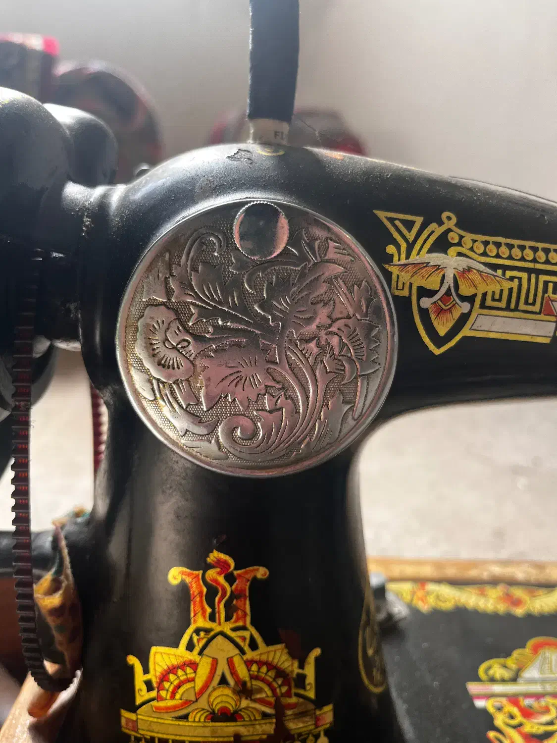 چرخ خیاطی|چرخ خیاطی و ریسندگی|سمنان, |دیوار