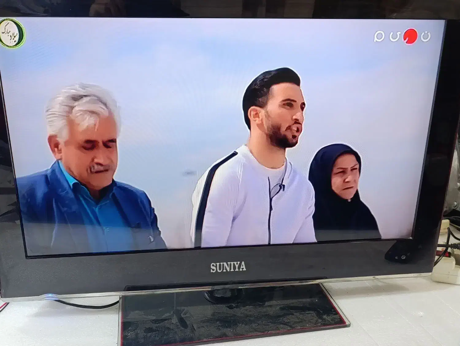 فروش تلویزیون|تلویزیون و پروژکتور|الوند, |دیوار