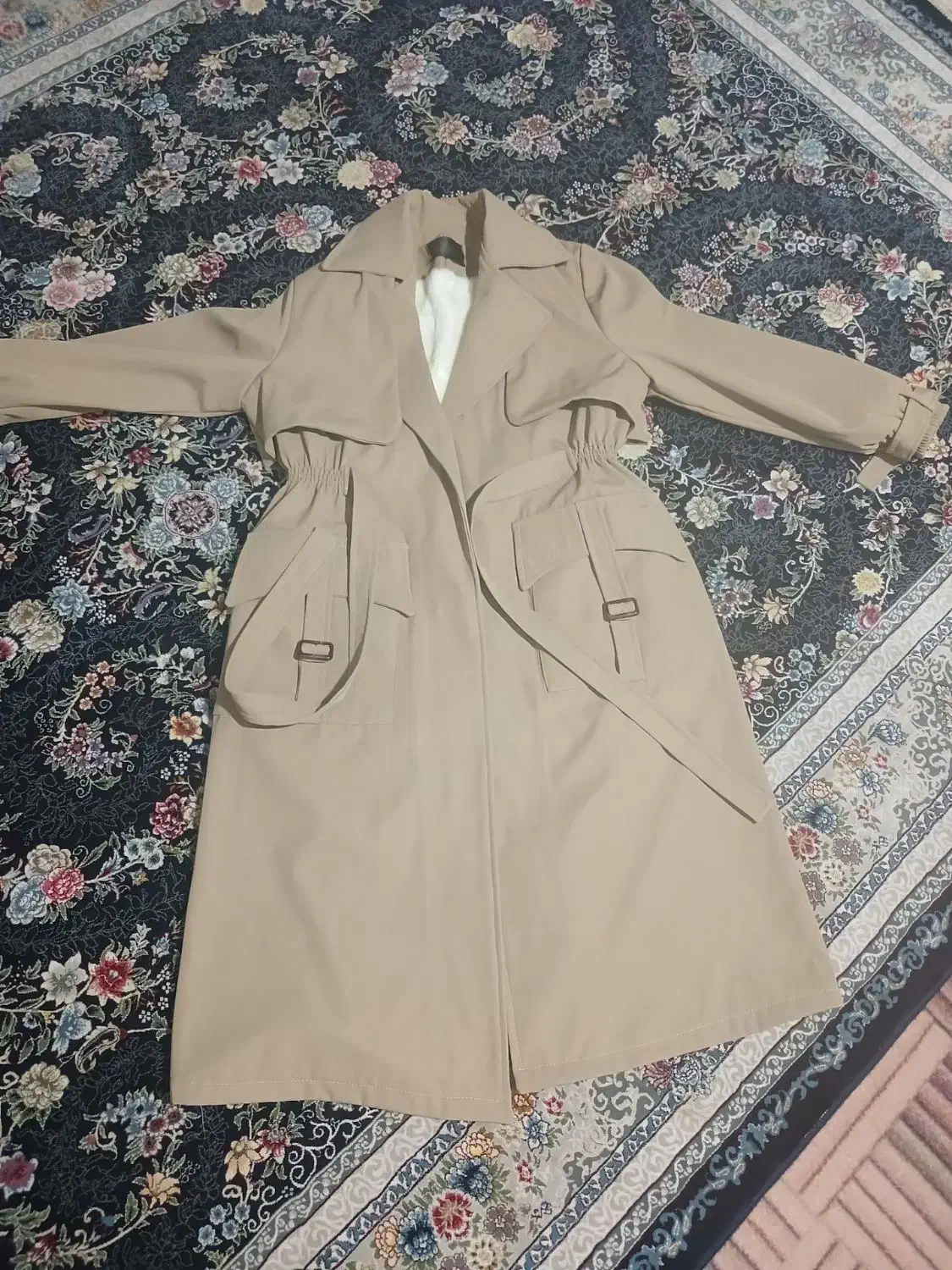 پالتو بارانی داخل خز|لباس|کنگاور, |دیوار