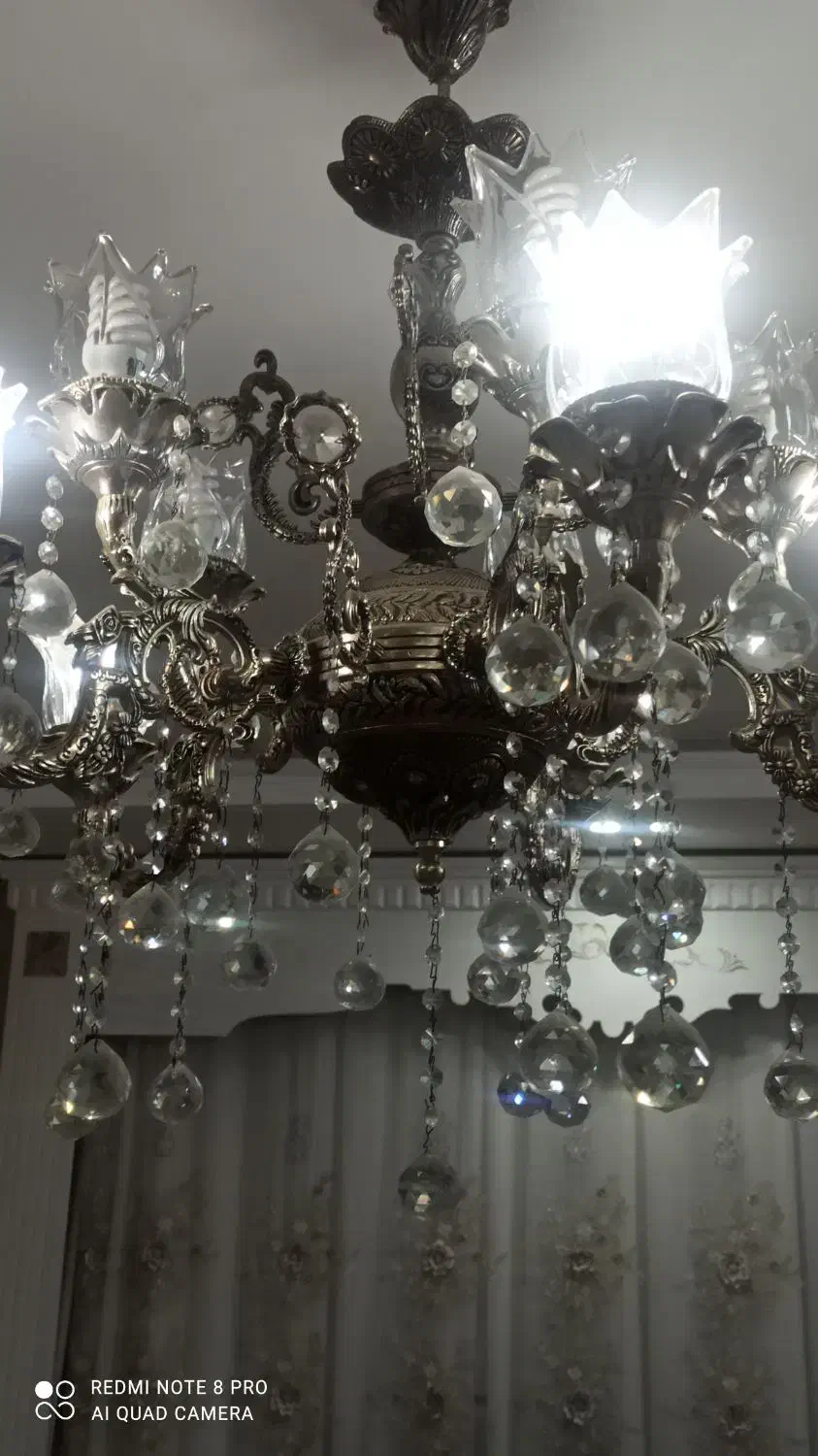 لوستر‌برنجی‌5شاخه10شعله|لوستر و چراغ آویز|مشهد, انقلاب|دیوار